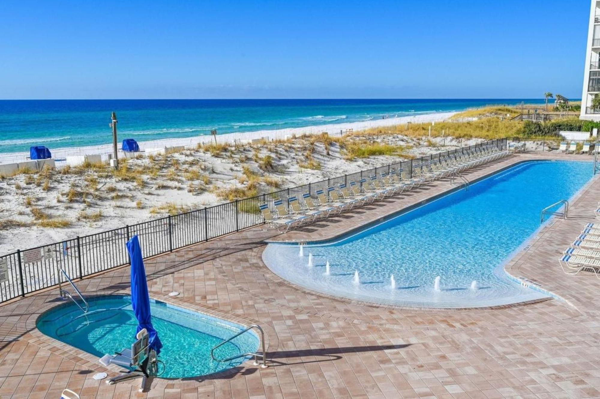 Pelican Beach Resort Condos Destin Buitenkant foto