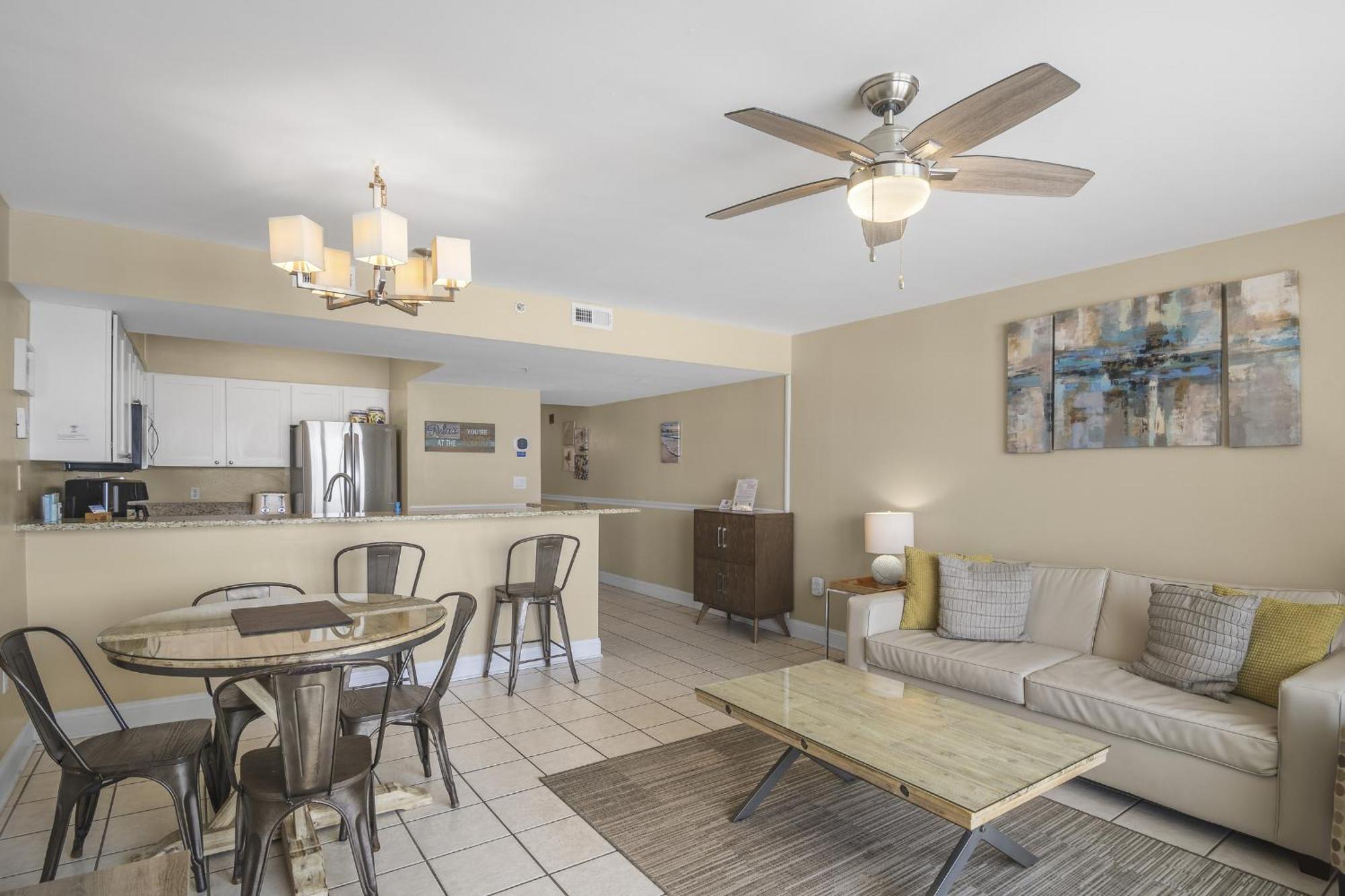 Pelican Beach Resort Condos Destin Kamer foto