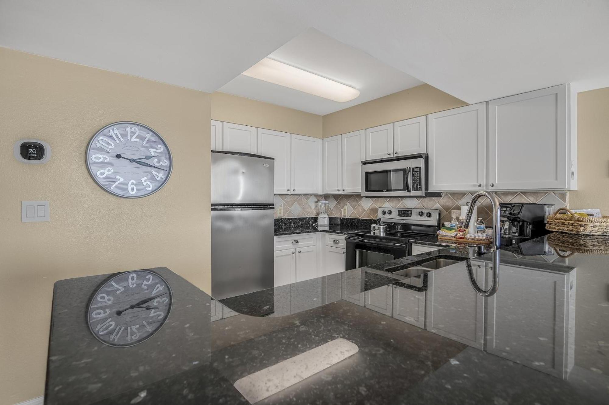 Pelican Beach Resort Condos Destin Kamer foto